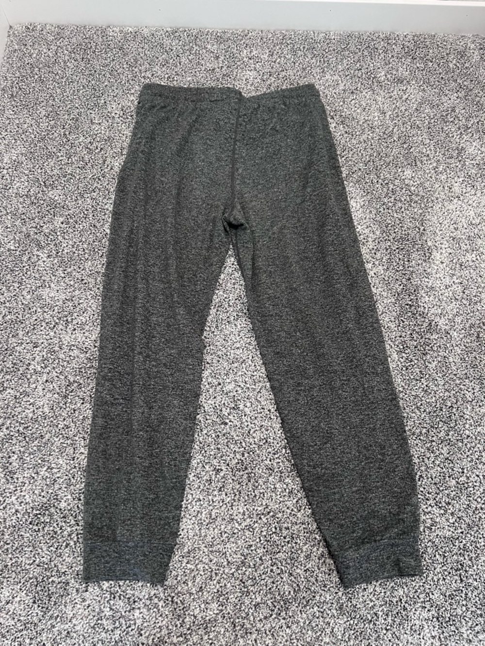 Women’s Vuori Joggers - Picture 3 of 5